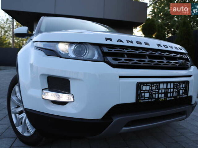 Білий Ленд Ровер Рендж Ровер Евок, об'ємом двигуна 2.2 л та пробігом 94 тис. км за 23899 $, фото 31 на Automoto.ua