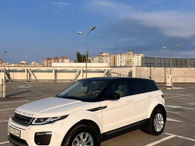 Білий Ленд Ровер Рендж Ровер Евок, об'ємом двигуна 2.18 л та пробігом 173 тис. км за 19500 $, фото 18 на Automoto.ua