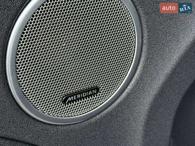 Білий Ленд Ровер Рендж Ровер Евок, об'ємом двигуна 2.18 л та пробігом 185 тис. км за 21000 $, фото 72 на Automoto.ua