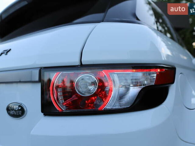 Білий Ленд Ровер Рендж Ровер Евок, об'ємом двигуна 2.2 л та пробігом 94 тис. км за 23899 $, фото 60 на Automoto.ua