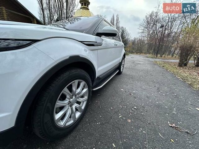 Білий Ленд Ровер Рендж Ровер Евок, об'ємом двигуна 2 л та пробігом 88 тис. км за 19999 $, фото 53 на Automoto.ua