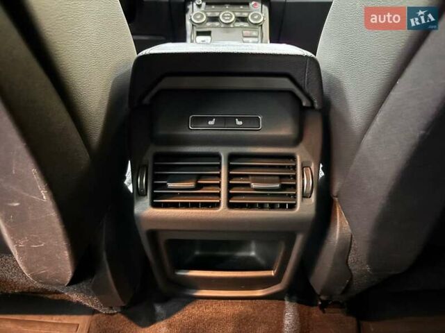 Білий Ленд Ровер Рендж Ровер Евок, об'ємом двигуна 2 л та пробігом 120 тис. км за 23200 $, фото 12 на Automoto.ua