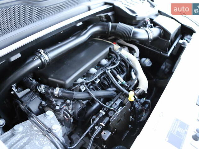 Білий Ленд Ровер Рендж Ровер Евок, об'ємом двигуна 2.2 л та пробігом 94 тис. км за 23899 $, фото 116 на Automoto.ua