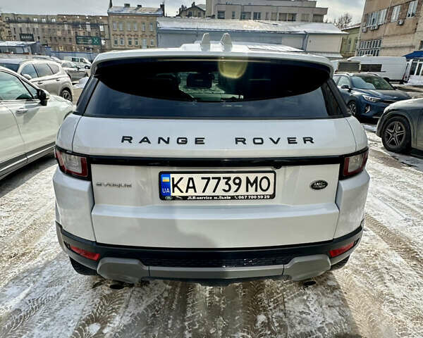 Белый Ленд Ровер Рендж Ровер Эвок, объемом двигателя 2 л и пробегом 131 тыс. км за 18500 $, фото 4 на Automoto.ua