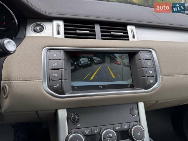 Білий Ленд Ровер Рендж Ровер Евок, об'ємом двигуна 2.18 л та пробігом 97 тис. км за 23900 $, фото 27 на Automoto.ua