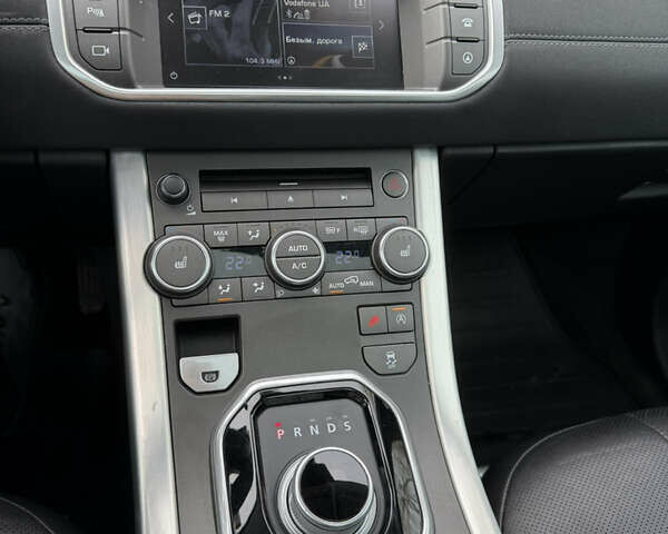 Белый Ленд Ровер Рендж Ровер Эвок, объемом двигателя 2.01 л и пробегом 206 тыс. км за 16900 $, фото 29 на Automoto.ua