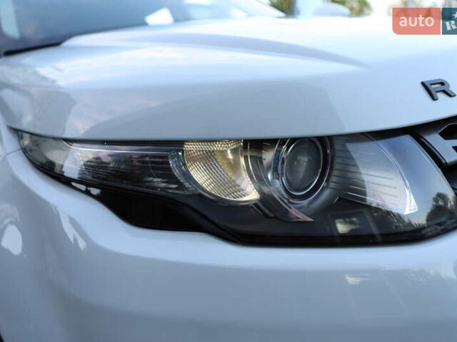 Білий Ленд Ровер Рендж Ровер Евок, об'ємом двигуна 2.2 л та пробігом 94 тис. км за 23899 $, фото 102 на Automoto.ua