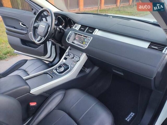 Белый Ленд Ровер Рендж Ровер Эвок, объемом двигателя 2.18 л и пробегом 82 тыс. км за 25300 $, фото 18 на Automoto.ua