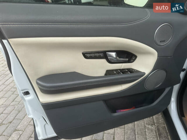 Белый Ленд Ровер Рендж Ровер Эвок, объемом двигателя 2 л и пробегом 150 тыс. км за 14800 $, фото 43 на Automoto.ua