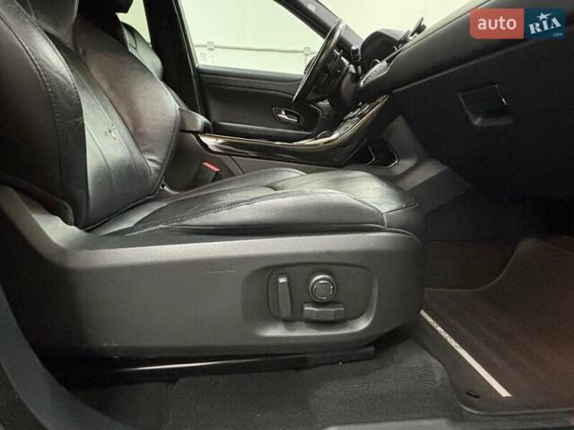 Білий Ленд Ровер Рендж Ровер Евок, об'ємом двигуна 2 л та пробігом 120 тис. км за 23200 $, фото 25 на Automoto.ua