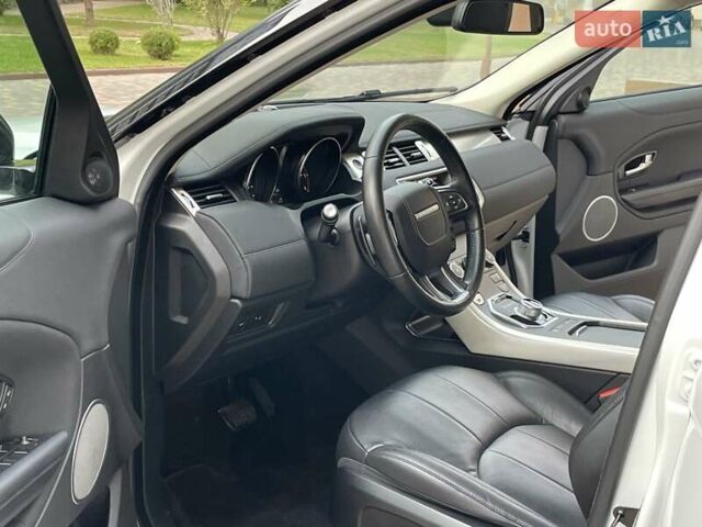 Білий Ленд Ровер Рендж Ровер Евок, об'ємом двигуна 2.18 л та пробігом 60 тис. км за 29700 $, фото 8 на Automoto.ua