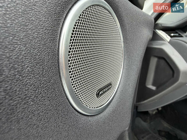 Белый Ленд Ровер Рендж Ровер Эвок, объемом двигателя 2.01 л и пробегом 206 тыс. км за 16900 $, фото 30 на Automoto.ua