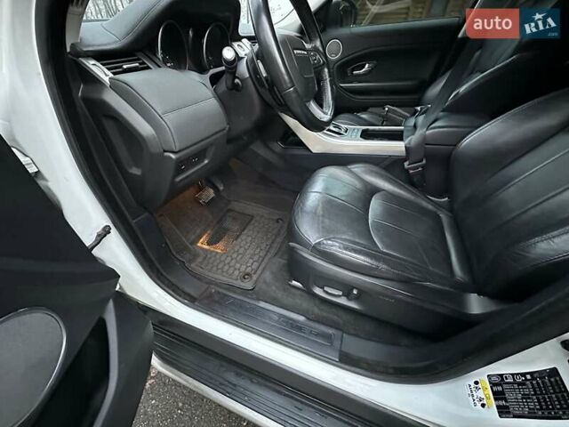 Білий Ленд Ровер Рендж Ровер Евок, об'ємом двигуна 2 л та пробігом 88 тис. км за 19999 $, фото 12 на Automoto.ua