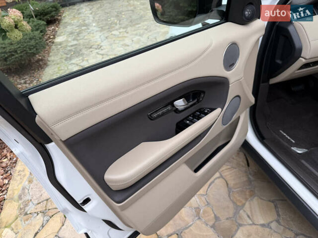 Белый Ленд Ровер Рендж Ровер Эвок, объемом двигателя 2 л и пробегом 56 тыс. км за 21300 $, фото 19 на Automoto.ua