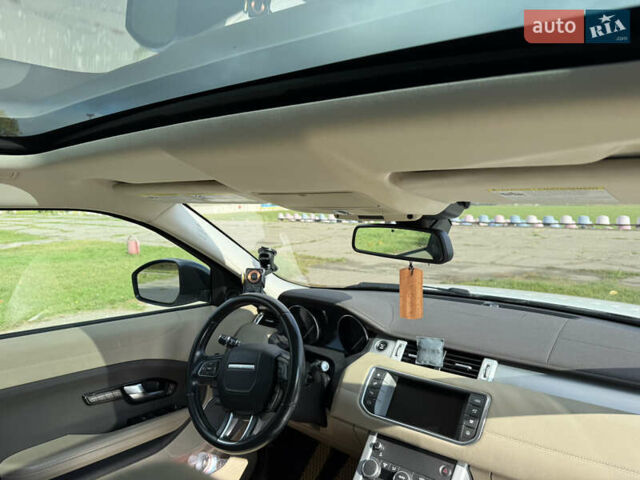Ленд Ровер Рендж Ровер Евок 2016 у Ладижин на Automoto.ua Білий Ленд Ровер Рендж Ровер Евок, об'ємом двигуна 2 л та пробігом 86 тис. км за 23900 $, фото 58 на Automoto.ua