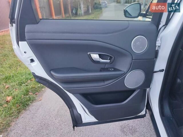 Белый Ленд Ровер Рендж Ровер Эвок, объемом двигателя 2.18 л и пробегом 82 тыс. км за 25300 $, фото 37 на Automoto.ua