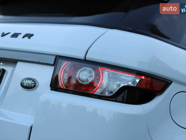 Білий Ленд Ровер Рендж Ровер Евок, об'ємом двигуна 2.2 л та пробігом 94 тис. км за 23899 $, фото 49 на Automoto.ua