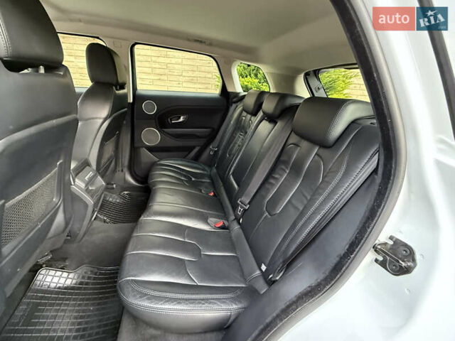 Білий Ленд Ровер Рендж Ровер Евок, об'ємом двигуна 2.18 л та пробігом 185 тис. км за 21000 $, фото 85 на Automoto.ua