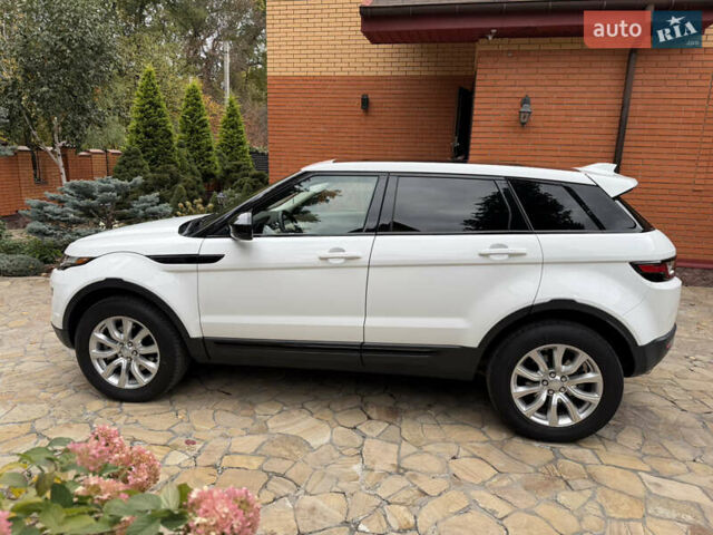 Белый Ленд Ровер Рендж Ровер Эвок, объемом двигателя 2 л и пробегом 56 тыс. км за 21300 $, фото 3 на Automoto.ua