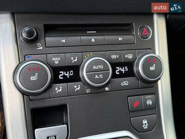 Білий Ленд Ровер Рендж Ровер Евок, об'ємом двигуна 2.18 л та пробігом 185 тис. км за 21000 $, фото 94 на Automoto.ua