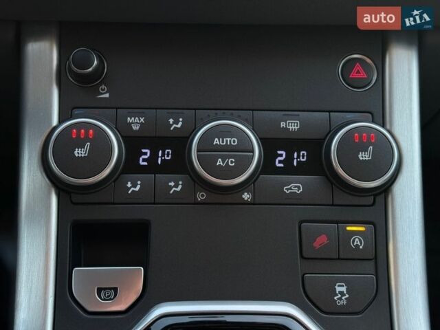 Білий Ленд Ровер Рендж Ровер Евок, об'ємом двигуна 2 л та пробігом 159 тис. км за 18999 $, фото 40 на Automoto.ua