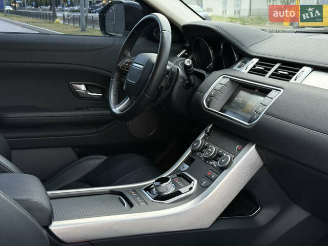 Белый Ленд Ровер Рендж Ровер Эвок, объемом двигателя 2.2 л и пробегом 90 тыс. км за 22999 $, фото 18 на Automoto.ua