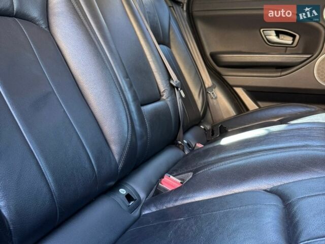 Білий Ленд Ровер Рендж Ровер Евок, об'ємом двигуна 2 л та пробігом 124 тис. км за 20500 $, фото 7 на Automoto.ua