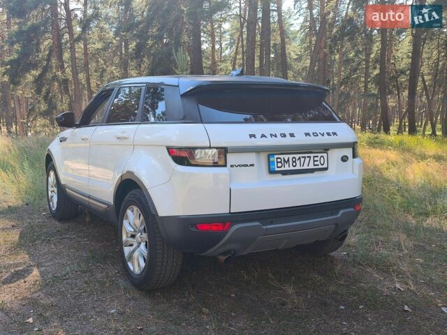 Белый Ленд Ровер Рендж Ровер Эвок, объемом двигателя 2 л и пробегом 120 тыс. км за 17500 $, фото 1 на Automoto.ua