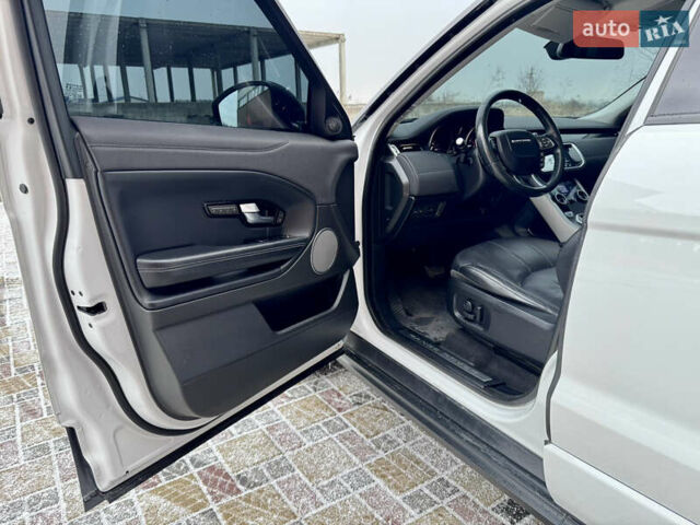 Белый Ленд Ровер Рендж Ровер Эвок, объемом двигателя 2 л и пробегом 180 тыс. км за 23400 $, фото 20 на Automoto.ua