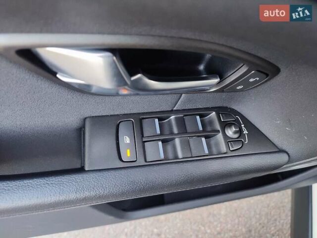 Белый Ленд Ровер Рендж Ровер Эвок, объемом двигателя 2.18 л и пробегом 82 тыс. км за 25300 $, фото 35 на Automoto.ua