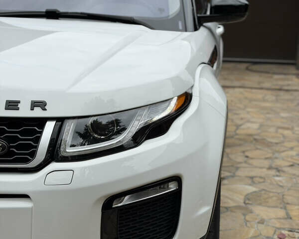 Белый Ленд Ровер Рендж Ровер Эвок, объемом двигателя 2 л и пробегом 56 тыс. км за 21300 $, фото 8 на Automoto.ua