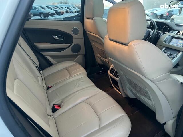 Белый Ленд Ровер Рендж Ровер Эвок, объемом двигателя 2 л и пробегом 68 тыс. км за 23490 $, фото 30 на Automoto.ua