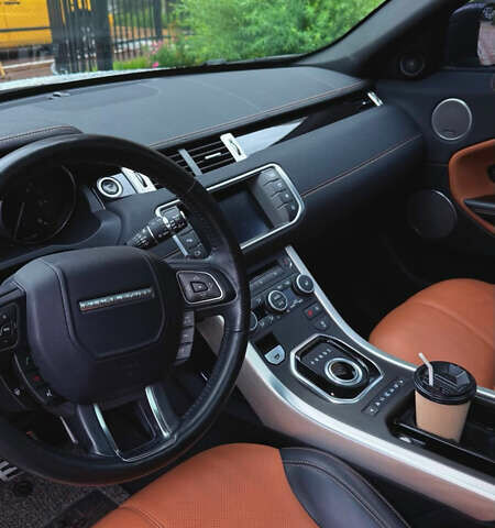 Білий Ленд Ровер Рендж Ровер Евок, об'ємом двигуна 2 л та пробігом 122 тис. км за 26999 $, фото 29 на Automoto.ua