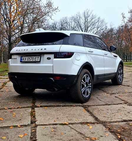 Білий Ленд Ровер Рендж Ровер Евок, об'ємом двигуна 2 л та пробігом 87 тис. км за 22000 $, фото 3 на Automoto.ua