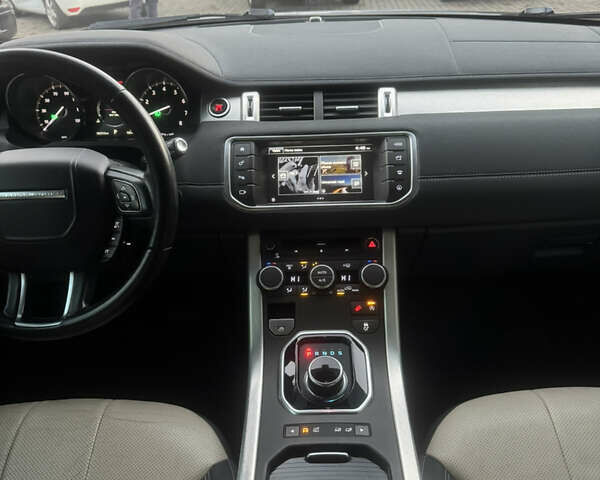 Белый Ленд Ровер Рендж Ровер Эвок, объемом двигателя 2 л и пробегом 150 тыс. км за 14800 $, фото 34 на Automoto.ua