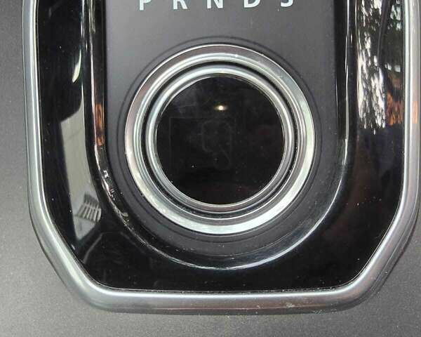 Белый Ленд Ровер Рендж Ровер Эвок, объемом двигателя 2 л и пробегом 127 тыс. км за 19900 $, фото 13 на Automoto.ua