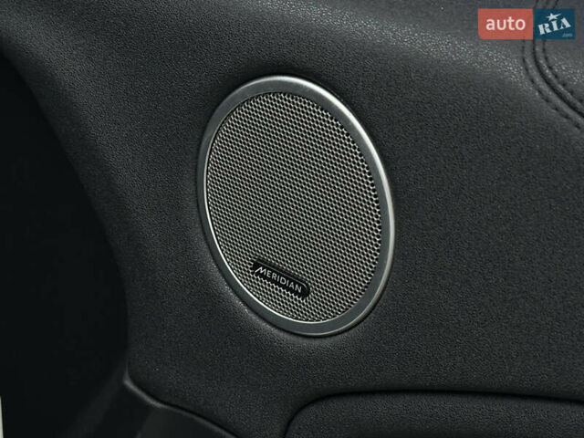 Белый Ленд Ровер Рендж Ровер Эвок, объемом двигателя 2 л и пробегом 130 тыс. км за 21900 $, фото 18 на Automoto.ua