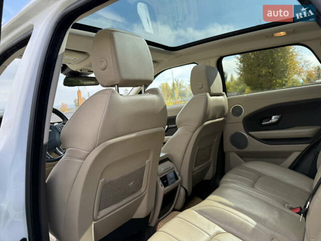 Ленд Ровер Рендж Ровер Евок 2016 у Ладижин на Automoto.ua Білий Ленд Ровер Рендж Ровер Евок, об'ємом двигуна 2 л та пробігом 86 тис. км за 23900 $, фото 41 на Automoto.ua