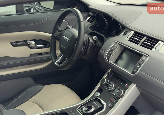 Білий Ленд Ровер Рендж Ровер Евок, об'ємом двигуна 2 л та пробігом 165 тис. км за 15400 $, фото 13 на Automoto.ua