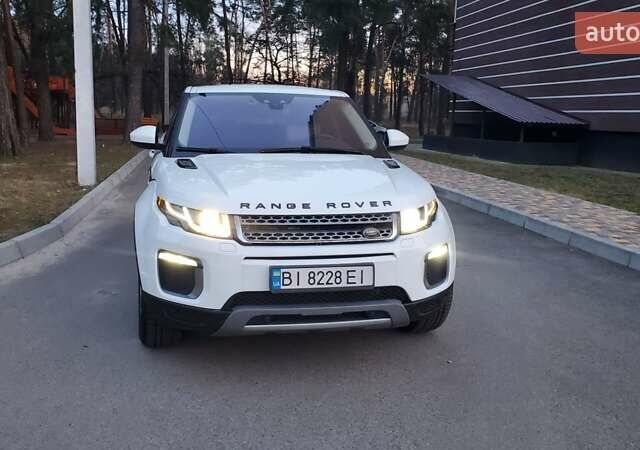 Белый Ленд Ровер Рендж Ровер Эвок, объемом двигателя 2 л и пробегом 129 тыс. км за 21900 $, фото 4 на Automoto.ua