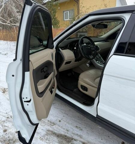 Білий Ленд Ровер Рендж Ровер Евок, об'ємом двигуна 2 л та пробігом 99 тис. км за 24500 $, фото 4 на Automoto.ua