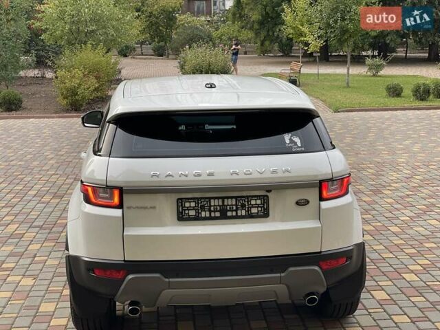 Білий Ленд Ровер Рендж Ровер Евок, об'ємом двигуна 2.18 л та пробігом 60 тис. км за 29700 $, фото 1 на Automoto.ua