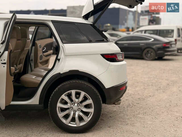 Білий Ленд Ровер Рендж Ровер Евок, об'ємом двигуна 2 л та пробігом 68 тис. км за 20990 $, фото 23 на Automoto.ua