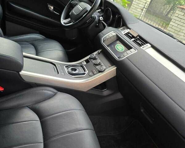 Белый Ленд Ровер Рендж Ровер Эвок, объемом двигателя 2 л и пробегом 127 тыс. км за 19900 $, фото 12 на Automoto.ua