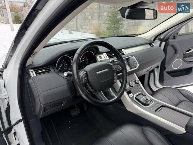 Белый Ленд Ровер Рендж Ровер Эвок, объемом двигателя 2.18 л и пробегом 83 тыс. км за 23000 $, фото 13 на Automoto.ua