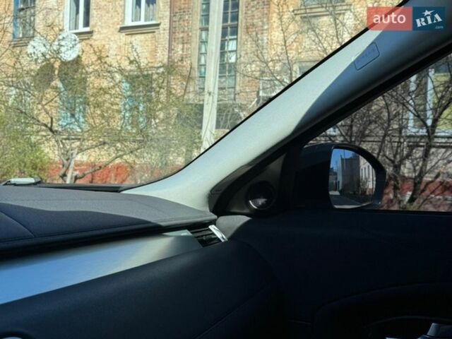 Білий Ленд Ровер Рендж Ровер Евок, об'ємом двигуна 2 л та пробігом 124 тис. км за 20500 $, фото 11 на Automoto.ua