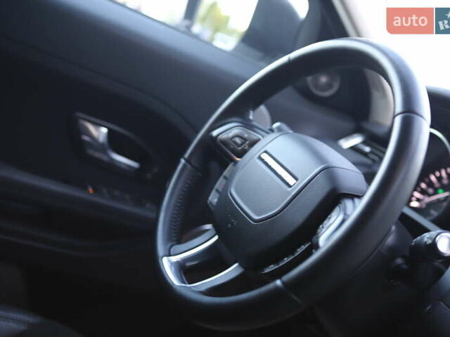 Білий Ленд Ровер Рендж Ровер Евок, об'ємом двигуна 2.2 л та пробігом 94 тис. км за 23899 $, фото 97 на Automoto.ua