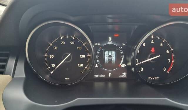 Белый Ленд Ровер Рендж Ровер Эвок, объемом двигателя 2 л и пробегом 86 тыс. км за 26200 $, фото 3 на Automoto.ua