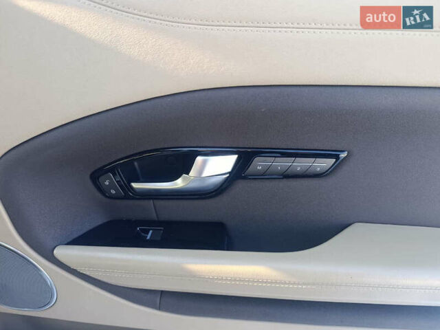 Белый Ленд Ровер Рендж Ровер Эвок, объемом двигателя 2 л и пробегом 87 тыс. км за 22900 $, фото 30 на Automoto.ua