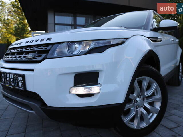 Білий Ленд Ровер Рендж Ровер Евок, об'ємом двигуна 2.2 л та пробігом 94 тис. км за 23899 $, фото 6 на Automoto.ua